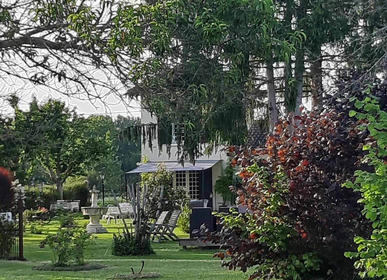 B&B Le Savoir Vivre Bonnes  Kültér fotó